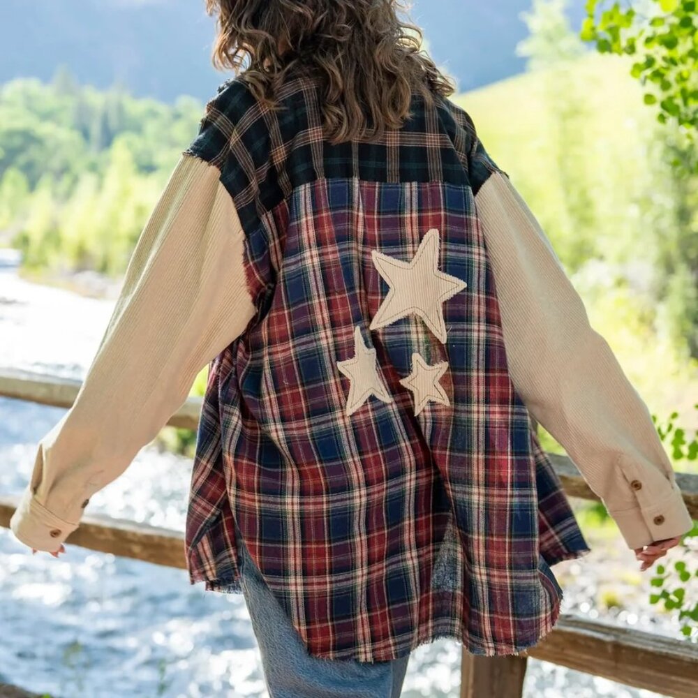 NEW Natural Life Carter Applique Flannel Shirt, Cream Star M